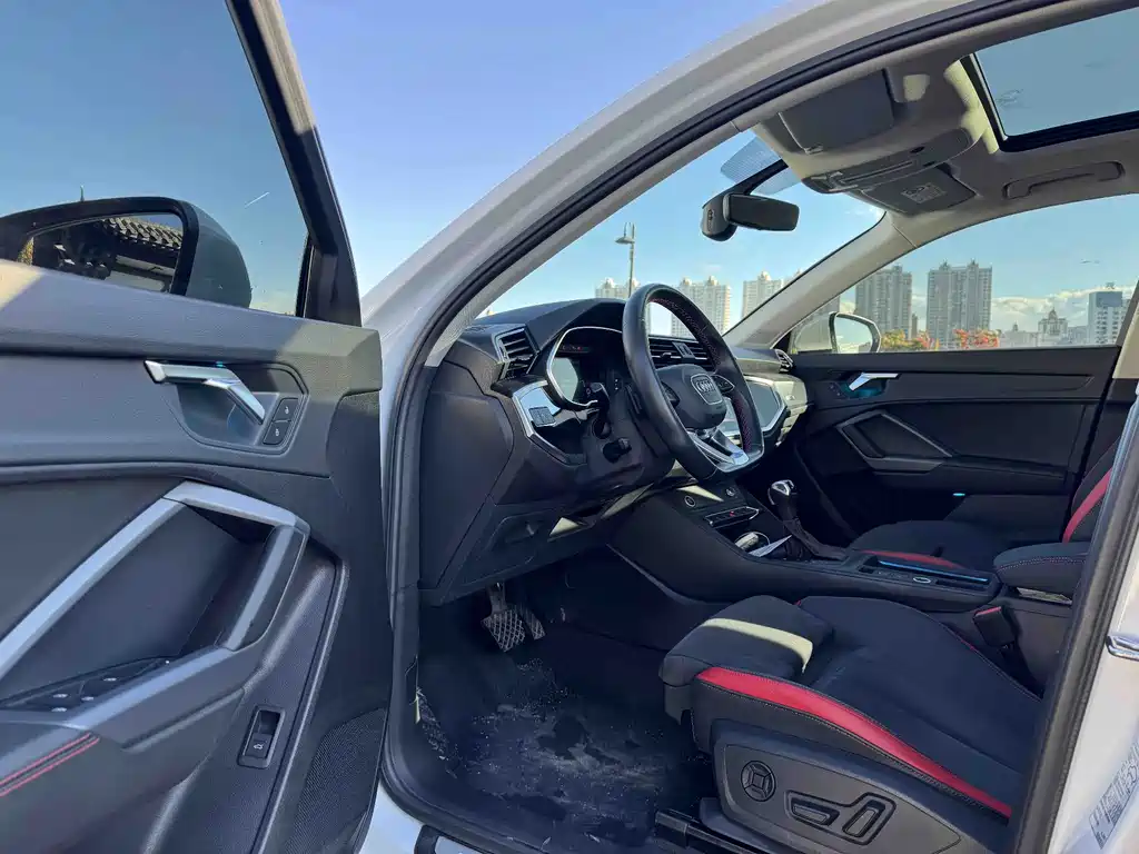Audi Q3 — миниатюра 7
