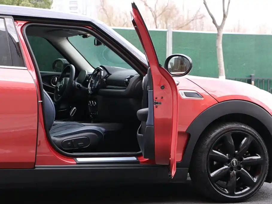MINI Mini Clubman — миниатюра 18