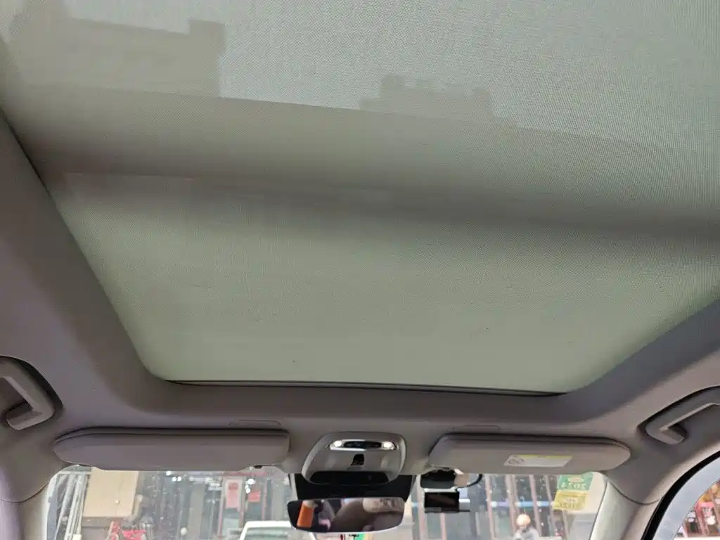 Volvo XC90 — миниатюра 9