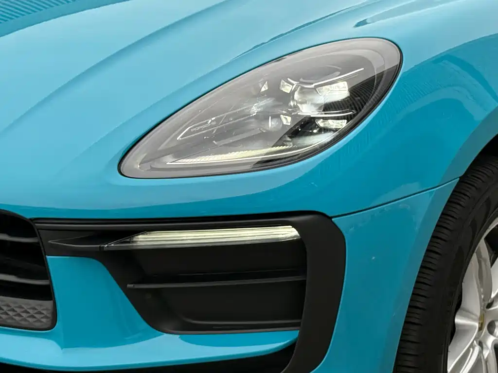 Porsche Macan — миниатюра 8