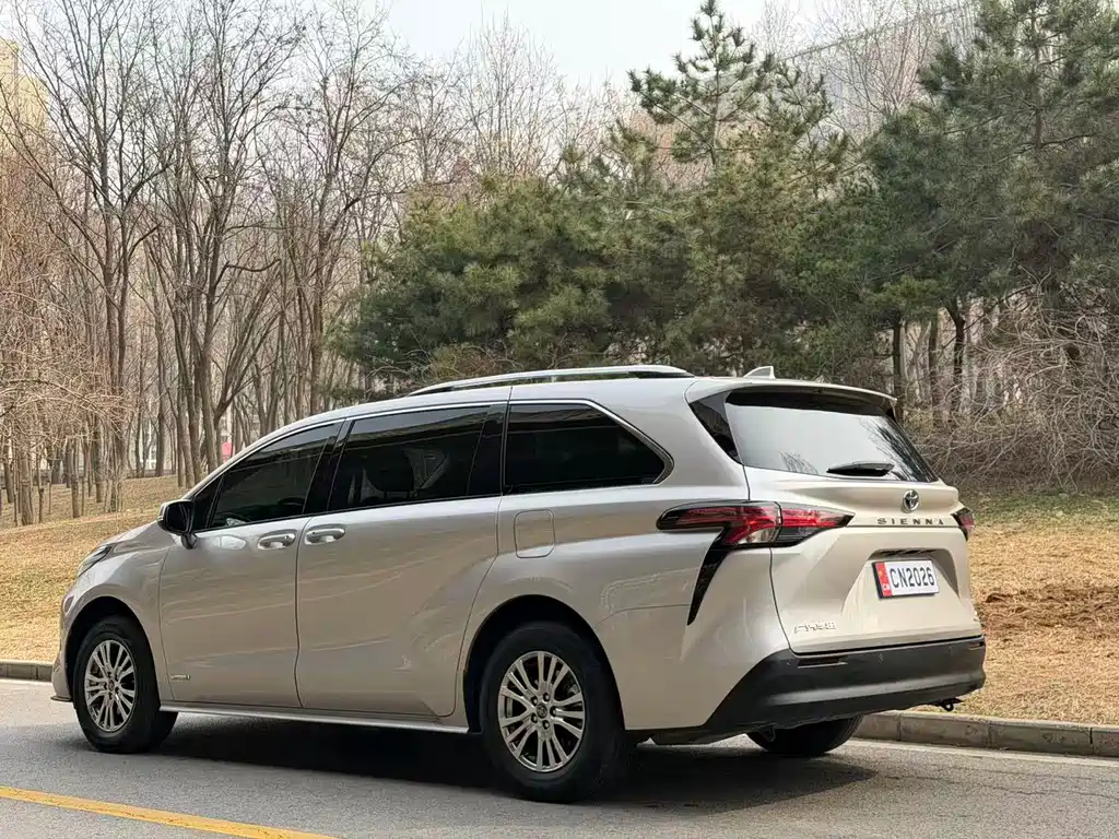 Toyota Sienna 2021 2.5L Comfort