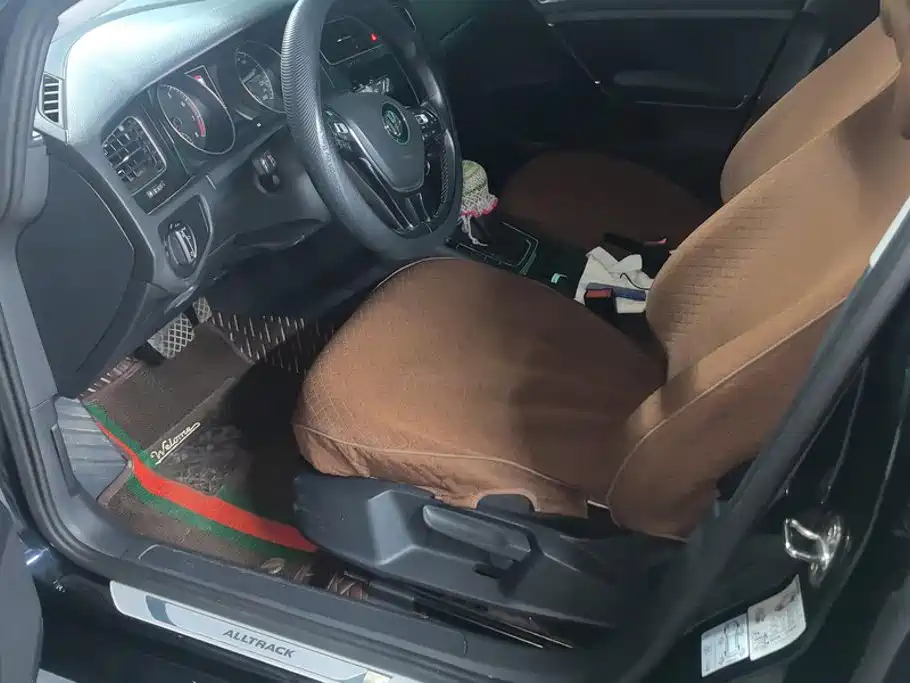 Volkswagen Golf (Import) — миниатюра 9
