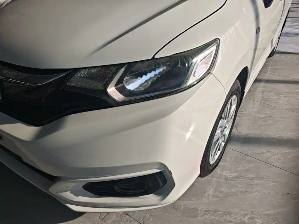 Honda Fit — миниатюра 24