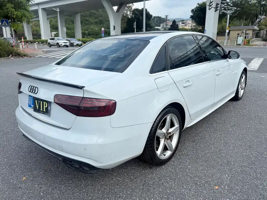 Audi A4L — миниатюра 5