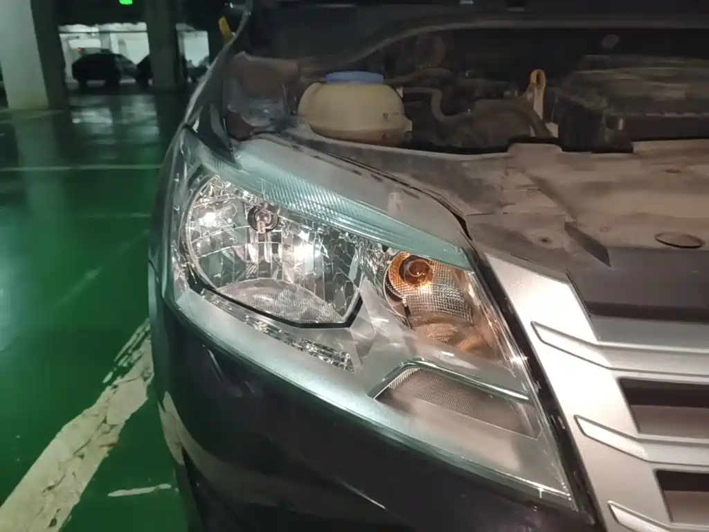 Volkswagen Santana — миниатюра 11