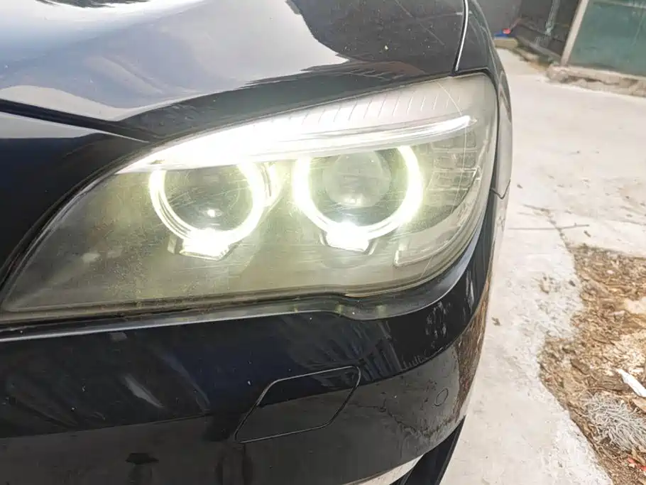 BMW 7 Series — миниатюра 5