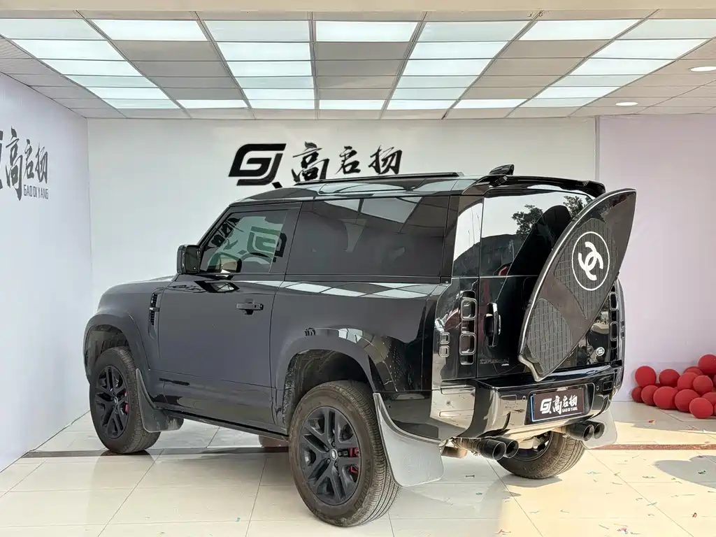 Land Rover Defender — миниатюра 29