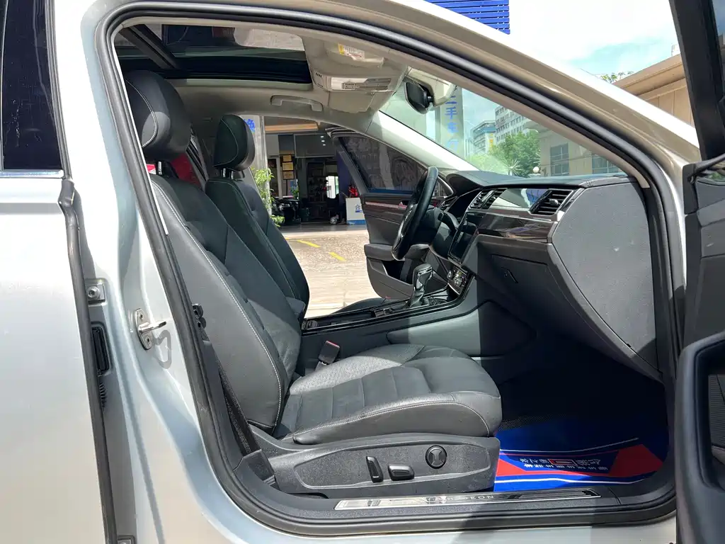 Volkswagen Phideon — миниатюра 15