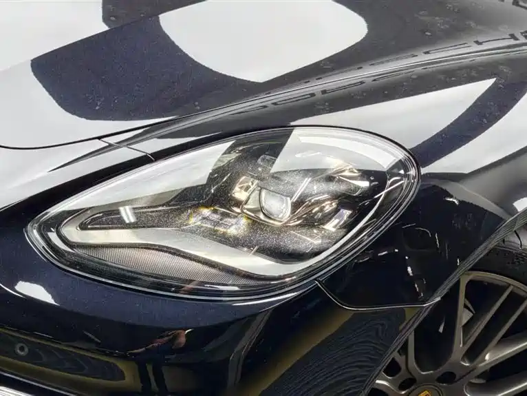 Porsche Panamera — миниатюра 7