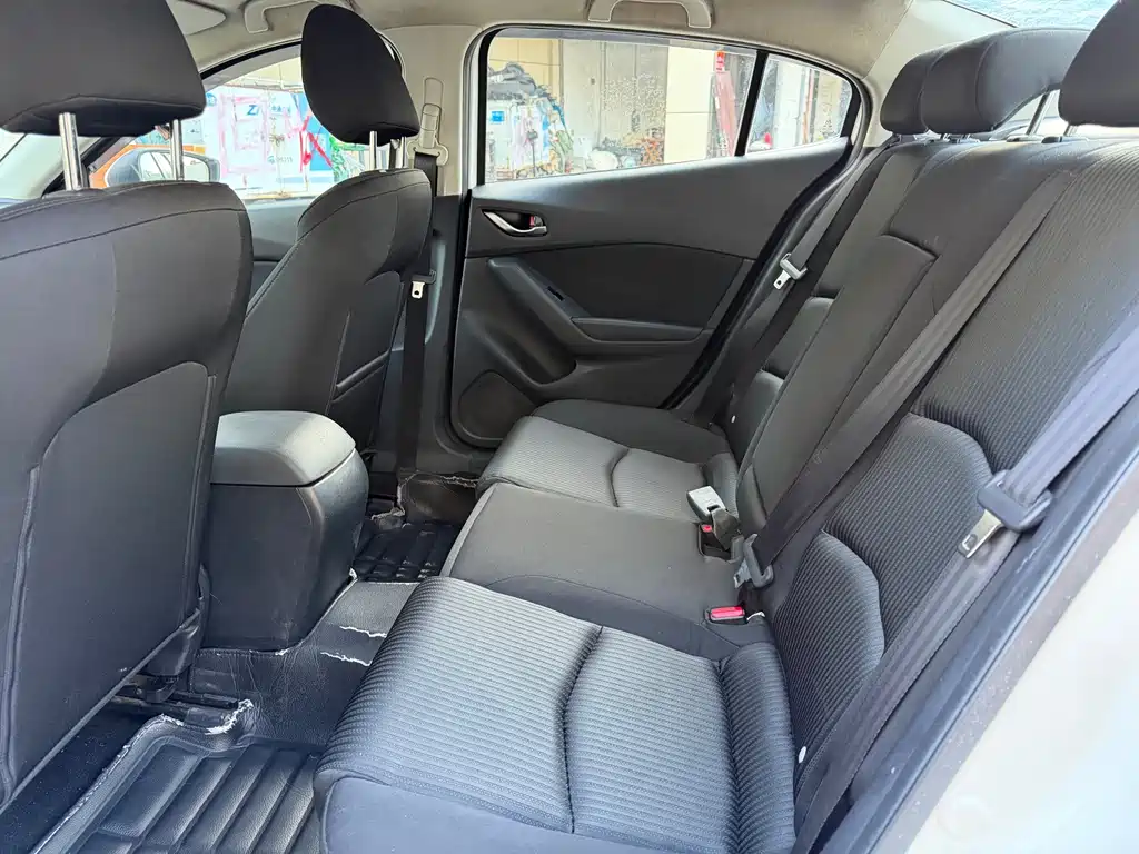 Mazda 3 Axela — миниатюра 11