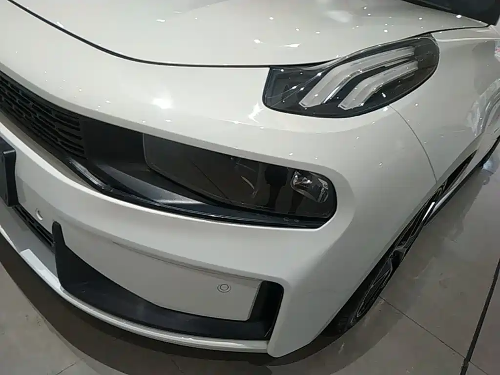 Lynk & Co 03 — миниатюра 24