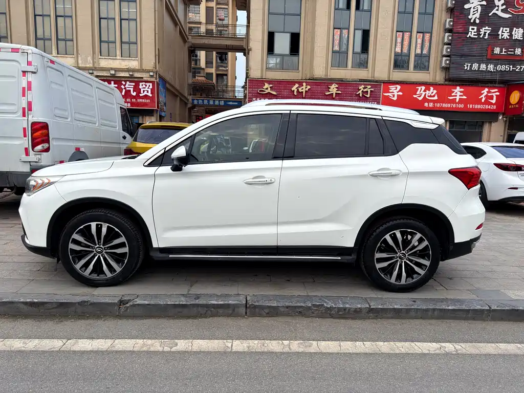 GAC TRUMPCHI GS4