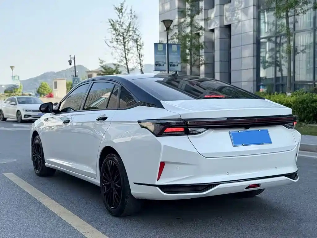 Aeolus Yixuan — миниатюра 7
