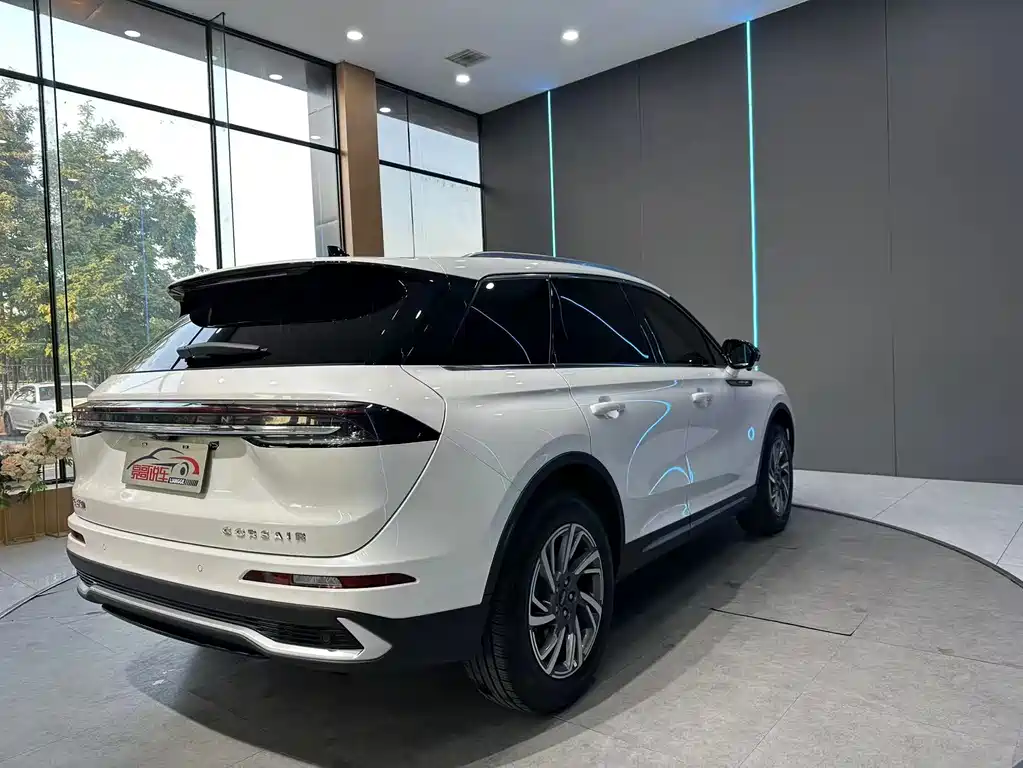 Lincoln Corsair — миниатюра 8