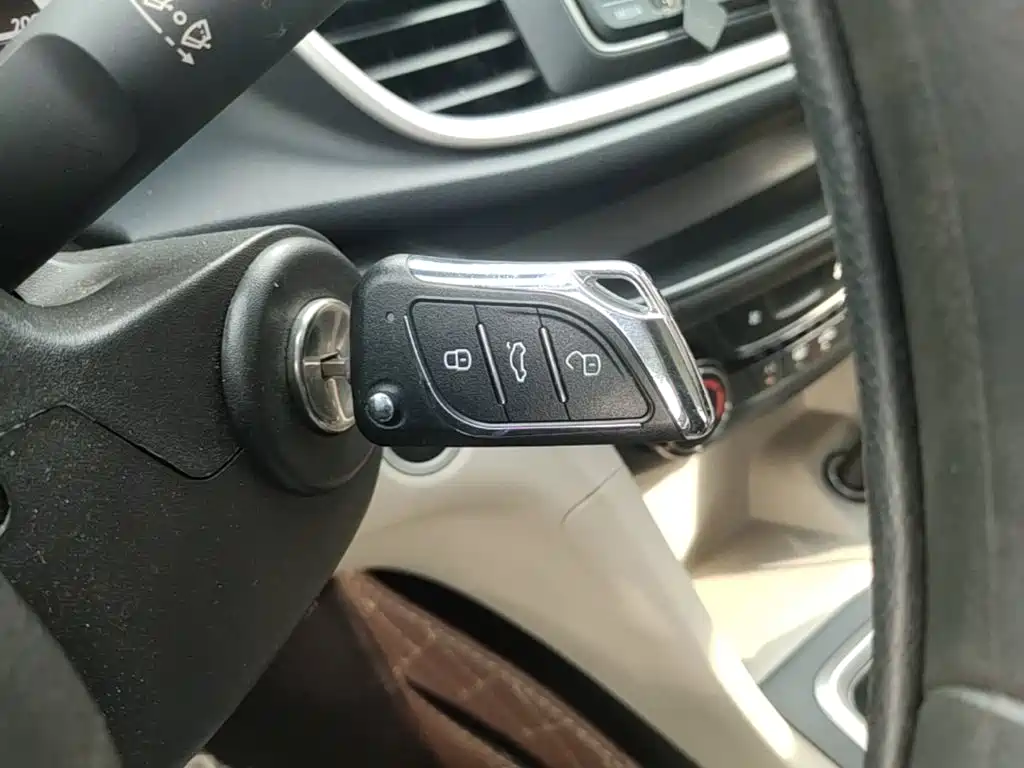 Buick Excelle — миниатюра 9