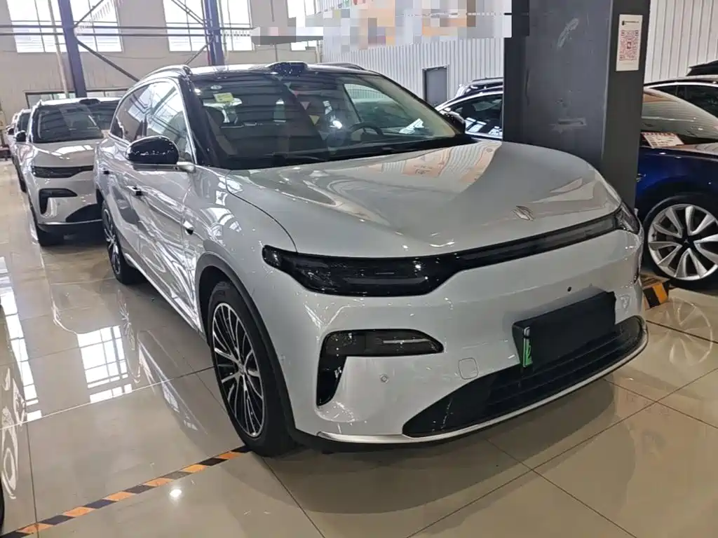 Leapmotor Leapmotor C11 — миниатюра 4