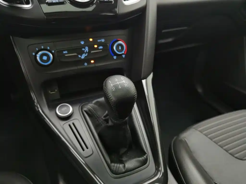 Ford Focus — миниатюра 13