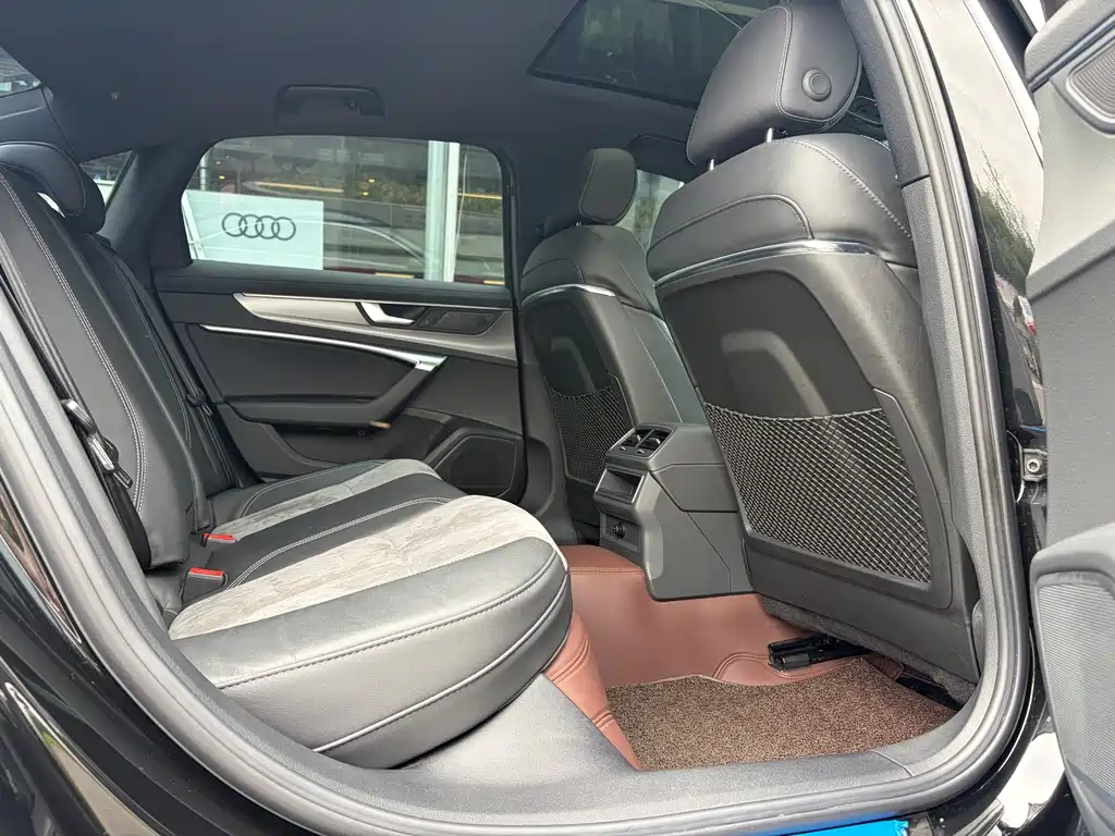 Audi A6L — миниатюра 11