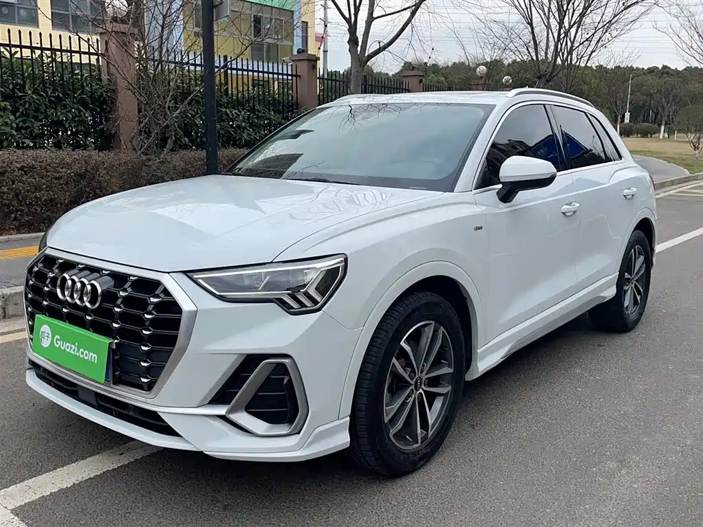 Audi Q3 2022