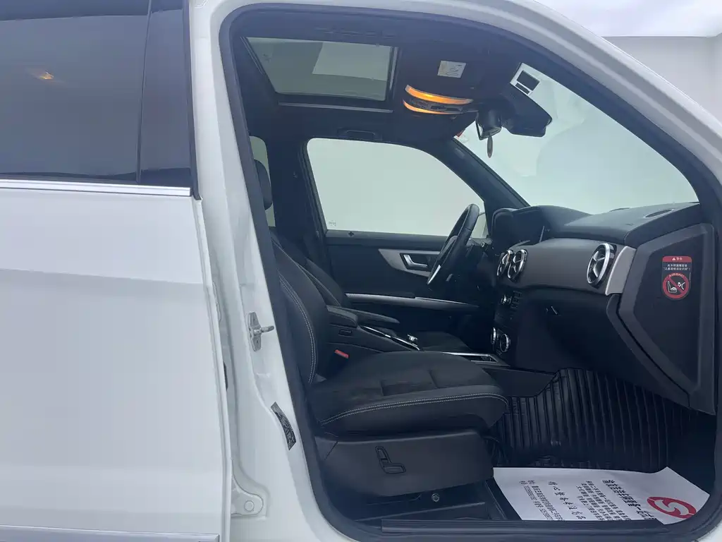 Mercedes-Benz GLK-Class — миниатюра 10