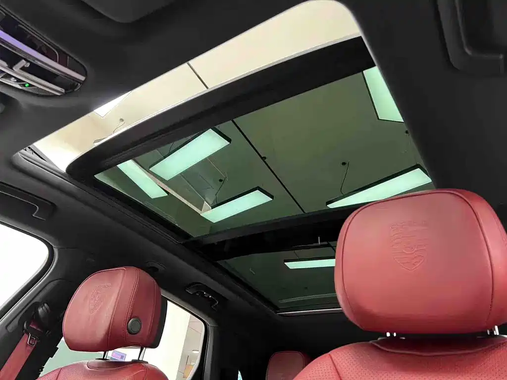 Porsche Cayenne — миниатюра 25