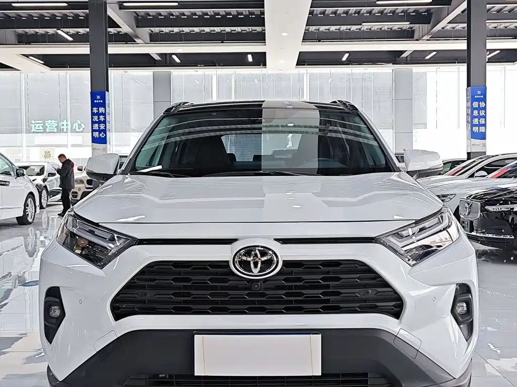 TOYOTA RAV4 RONGFANG