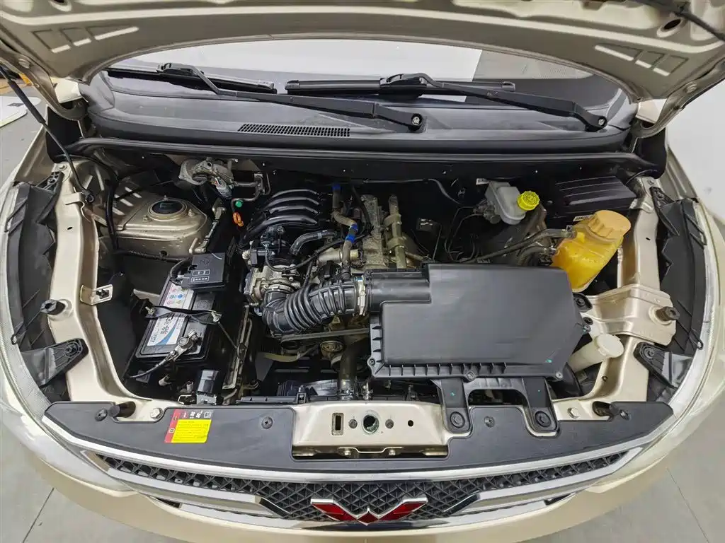 Wuling RongguangV V 2018 1.2L