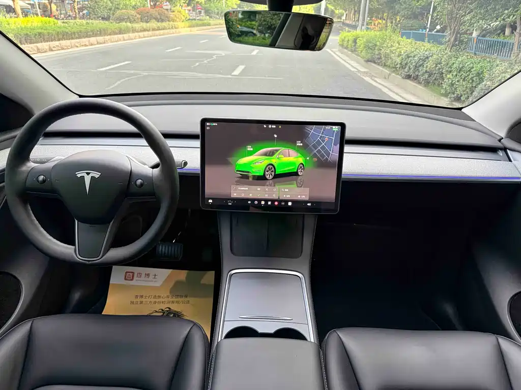Tesla Model Y — фотографии объявления, Фото 13