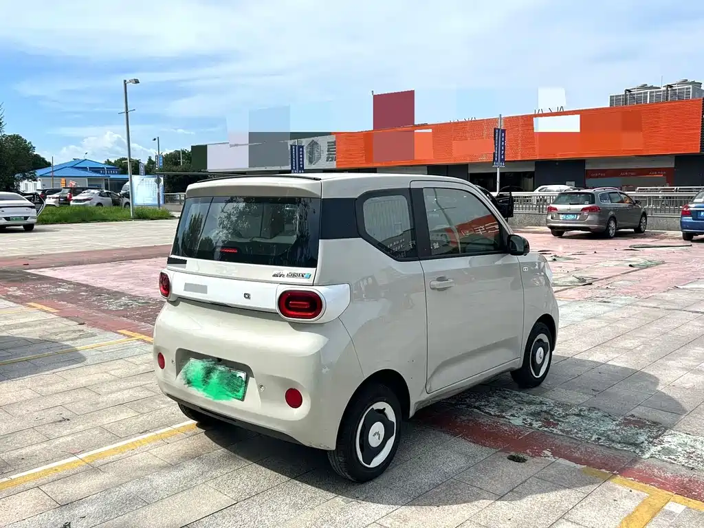 Wuling MINIEV — миниатюра 7
