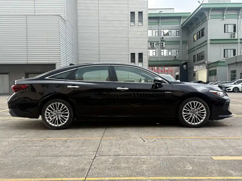 Toyota Avalon — миниатюра 4