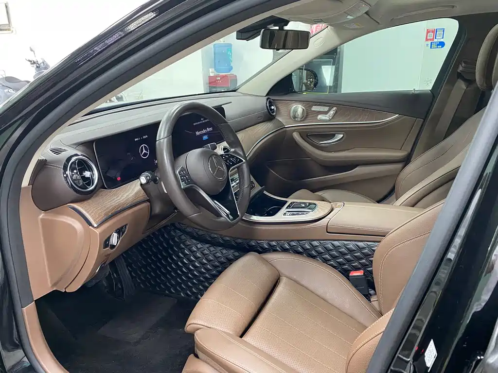 Mercedes-Benz E-Class E 2021 E 260 L 4MATIC