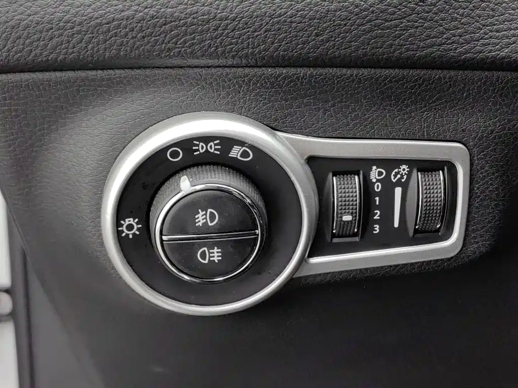 Jeep Compass — миниатюра 21