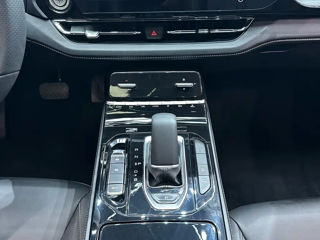 Wuling Victory — миниатюра 8