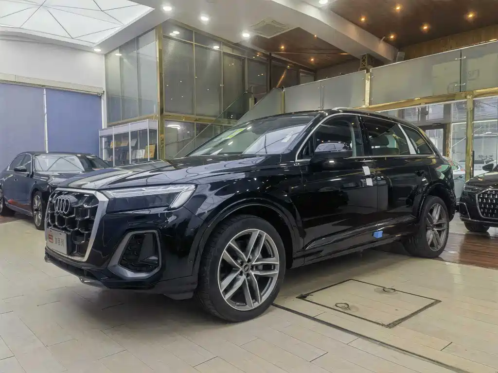 Audi Q7 0