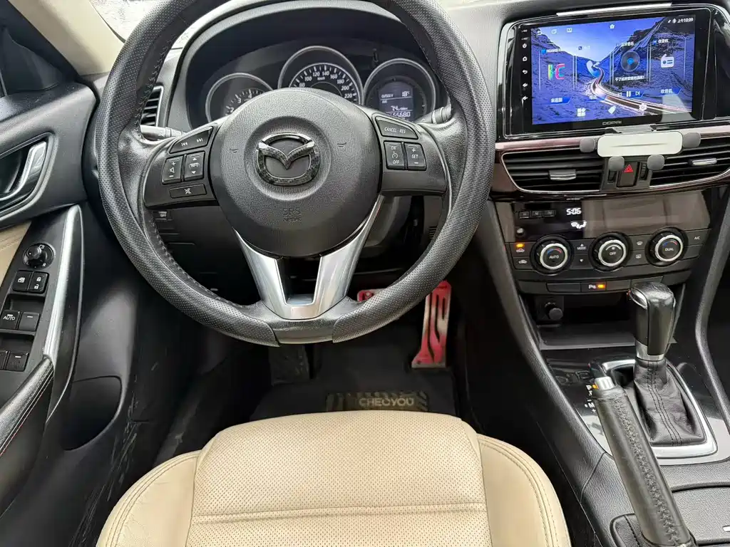 Mazda Atenza — миниатюра 5