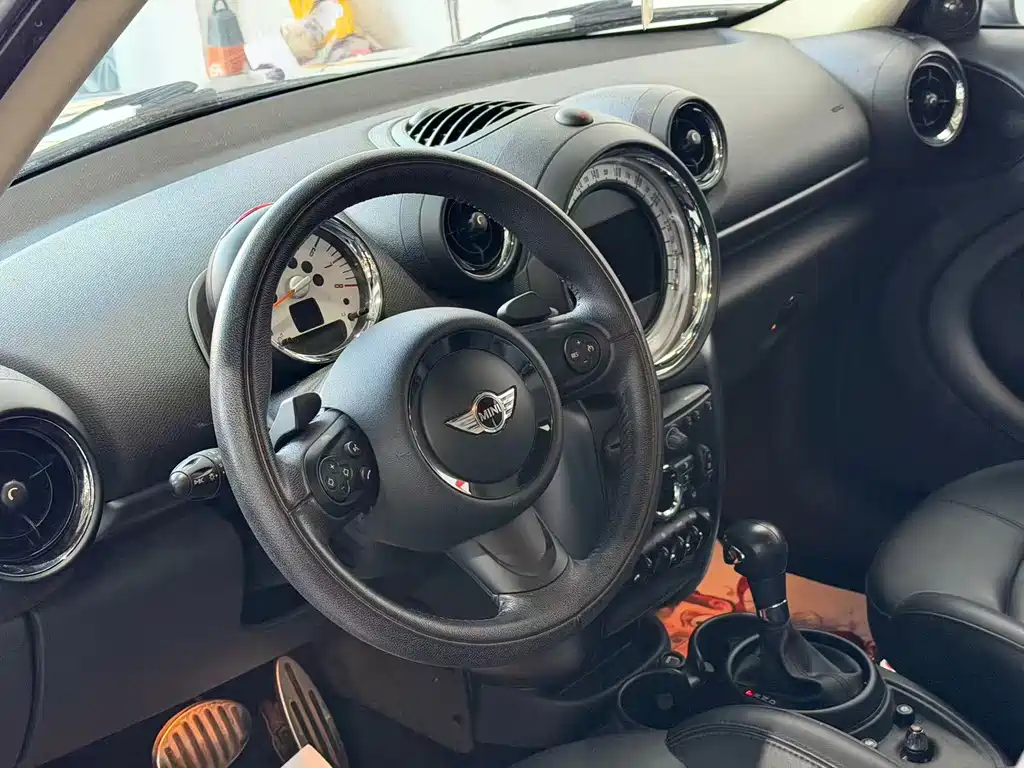 MINI Mini Countryman — миниатюра 8