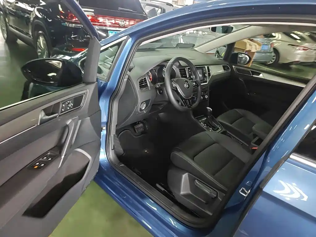 Volkswagen Golf Sportsvan — миниатюра 16