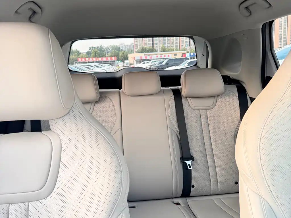BYD Yuan UP — миниатюра 22