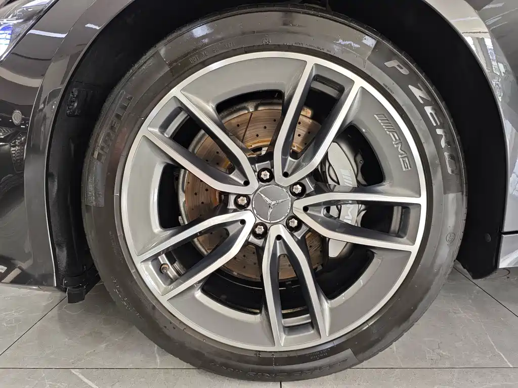 Mercedes-Benz AMG GT — миниатюра 9
