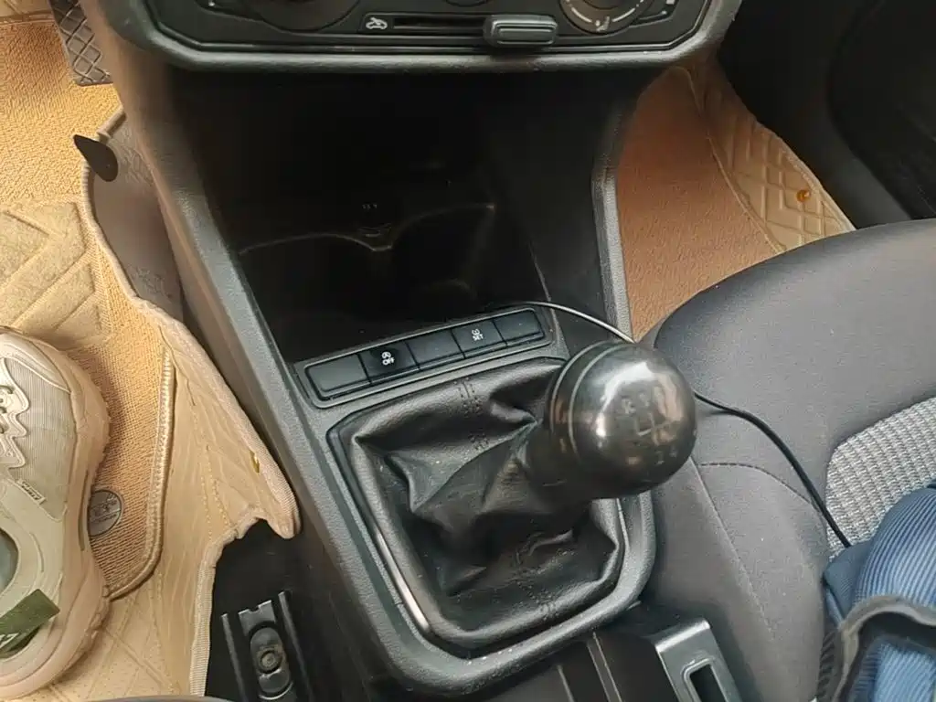 Volkswagen Santana — миниатюра 14