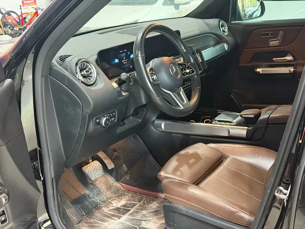 Mercedes-Benz GLB — миниатюра 4