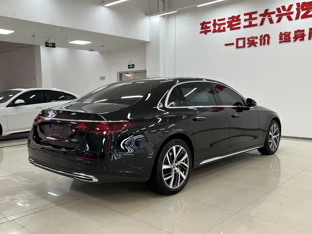 Mercedes-Benz E-Class E 2025 E 300 L Fashion