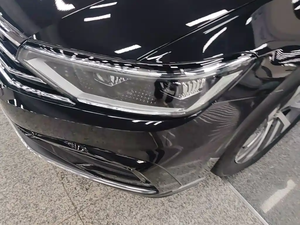 Volkswagen Magotan PHEV — миниатюра 24