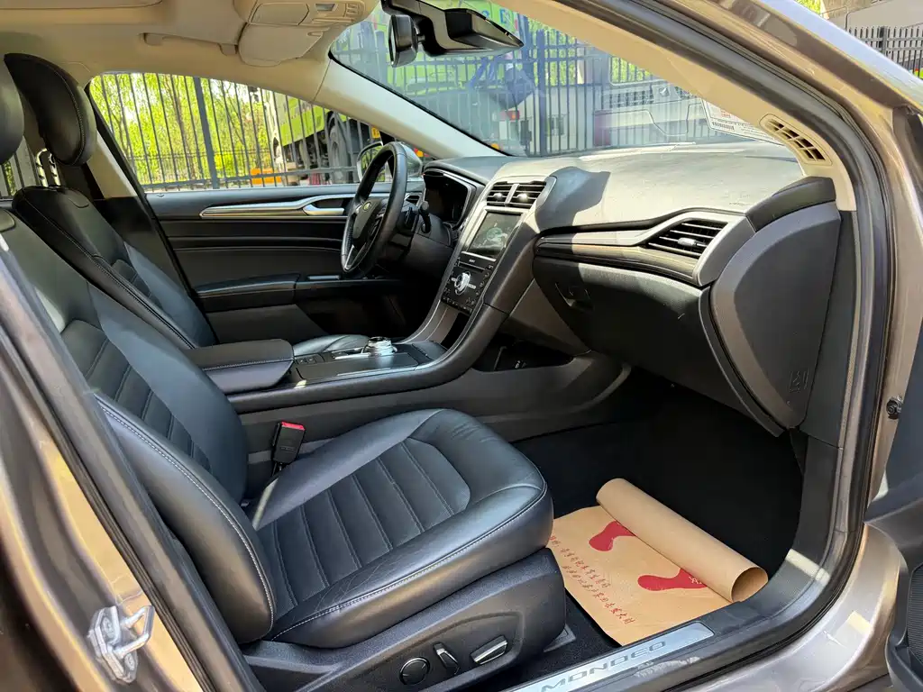 Ford Mondeo 2017 EcoBoost 180