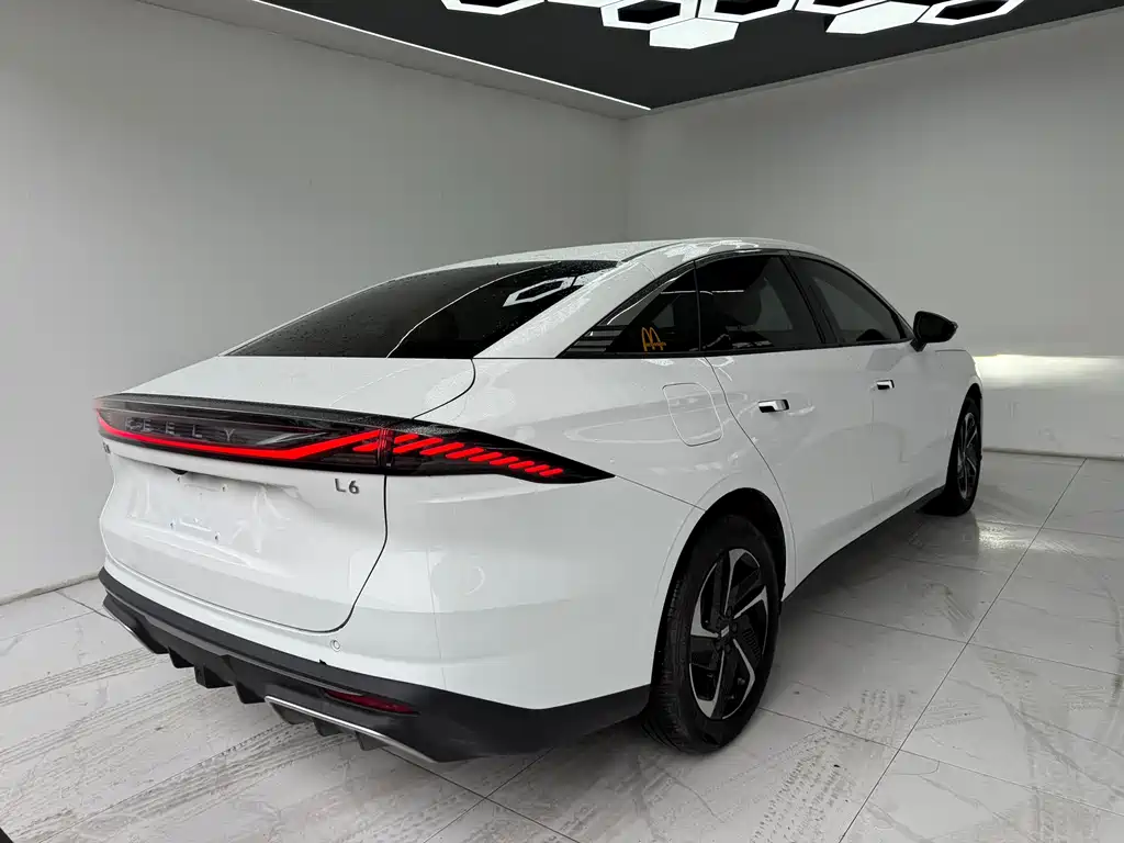 GEELY GALAXY GALAXY L6