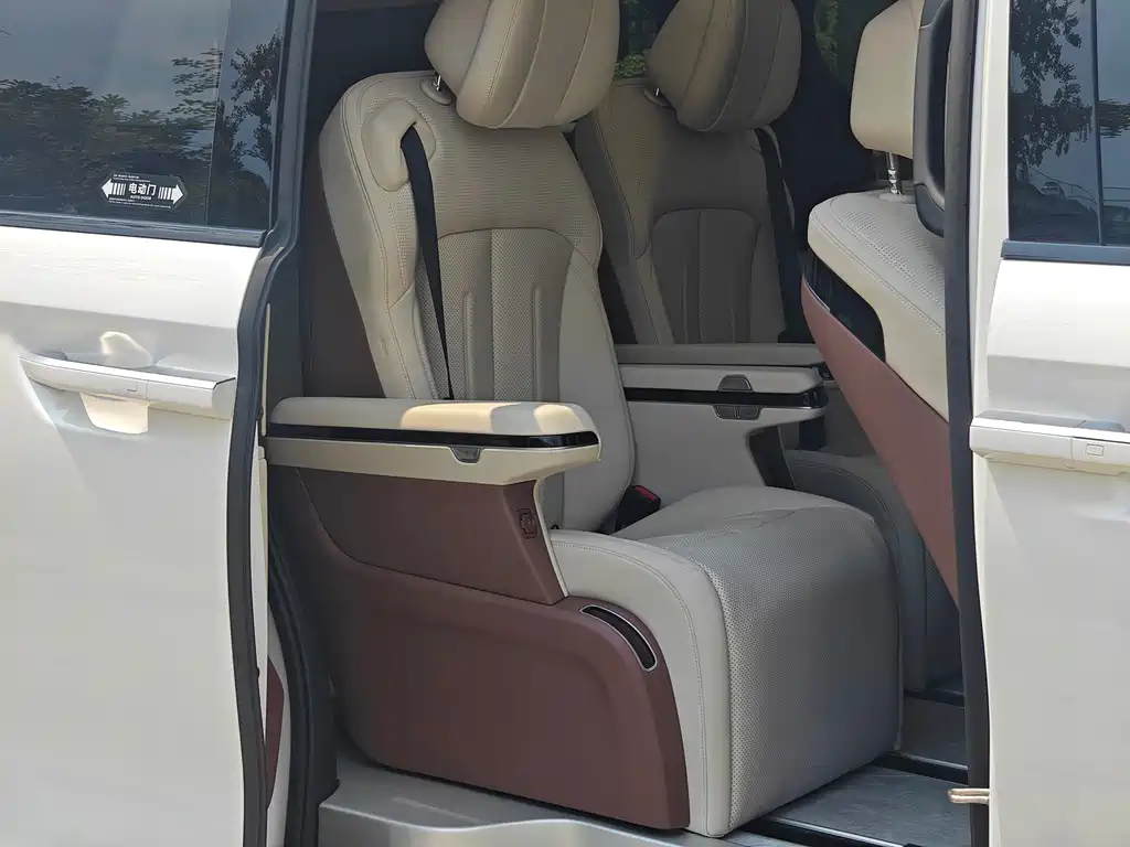 BYD Xia — миниатюра 12