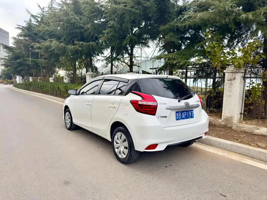 TOYOTA YARIS L ZHIXUAN