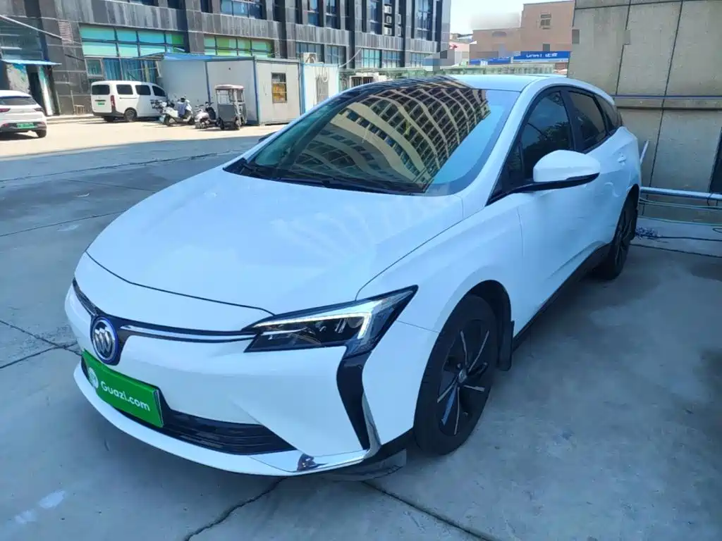 Buick Velite 6