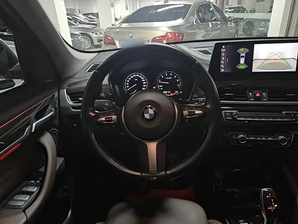 BMW X1 — миниатюра 11