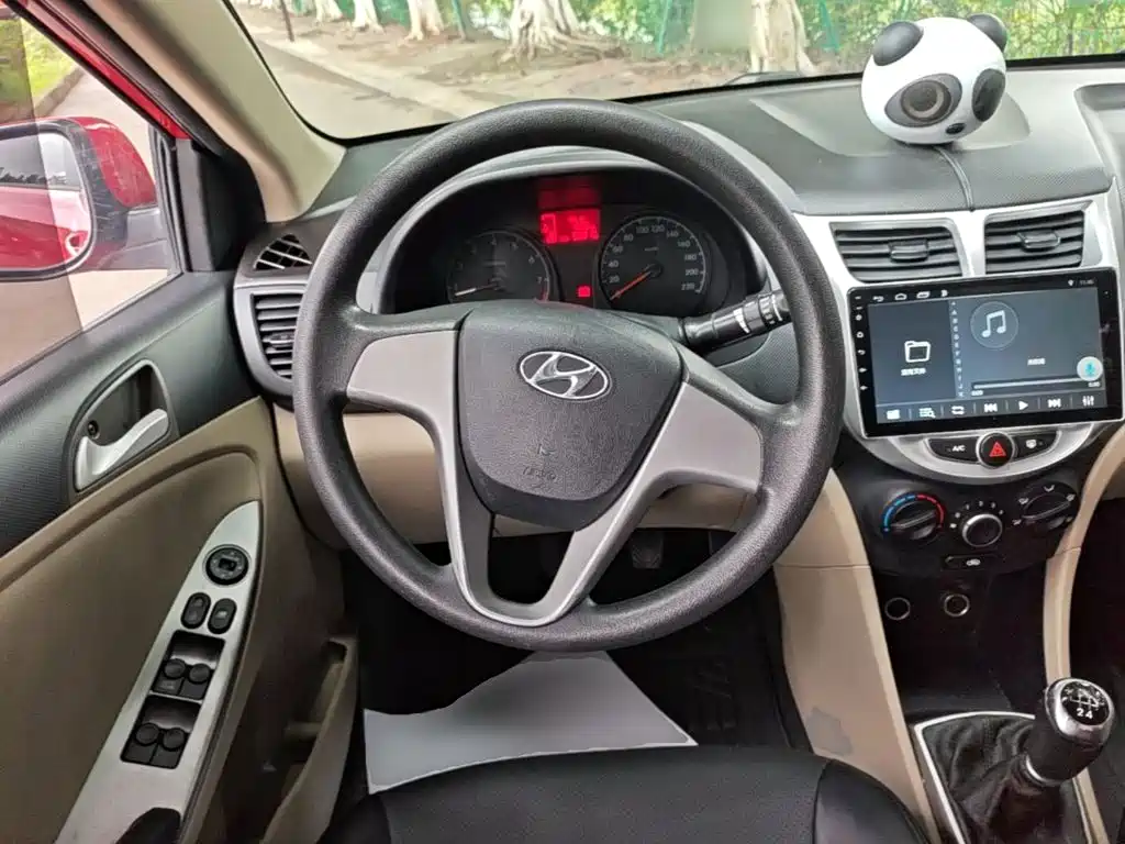 Hyundai Verna — миниатюра 11
